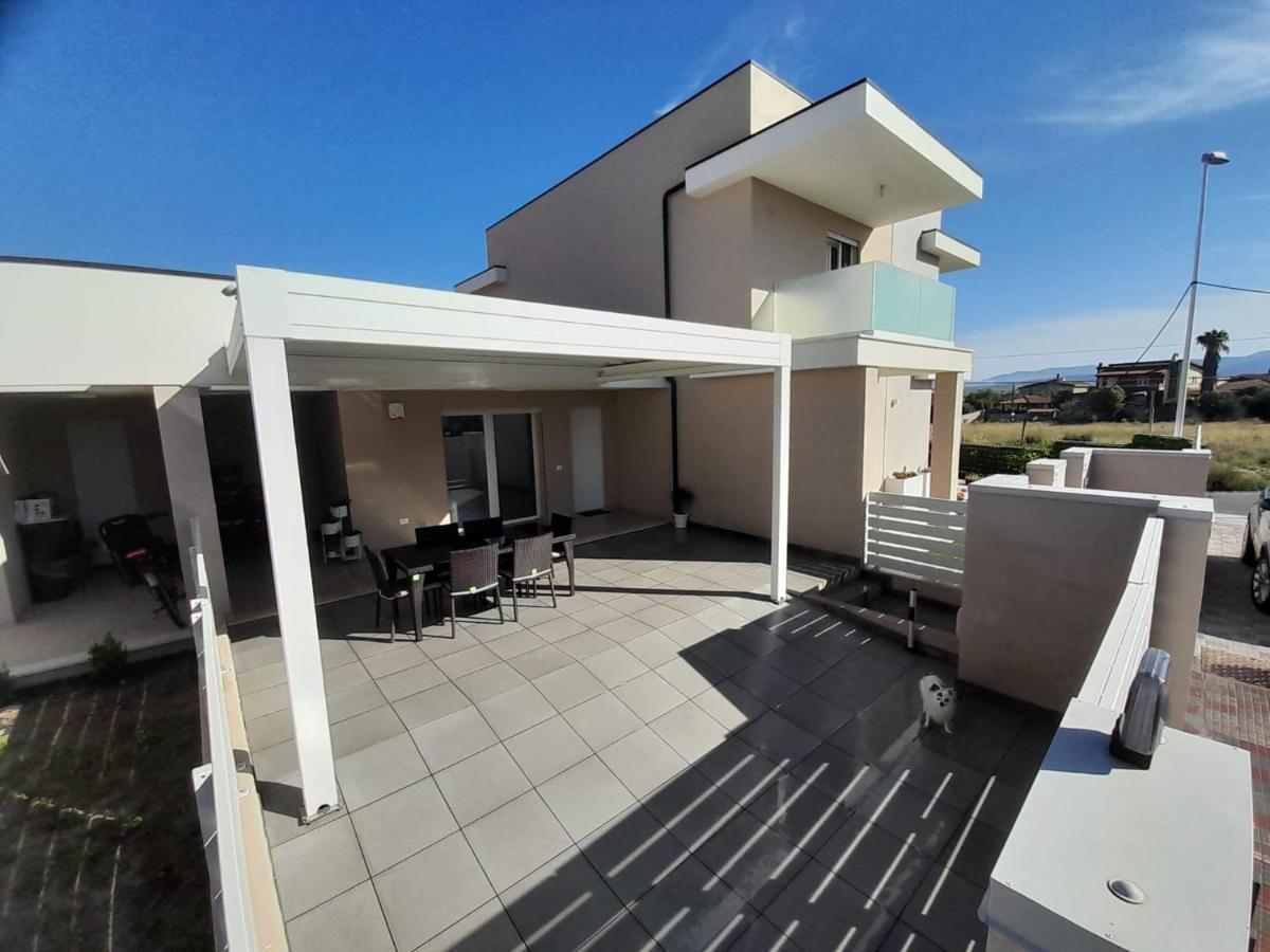 Suite Antonio Cagliari Exteriör bild