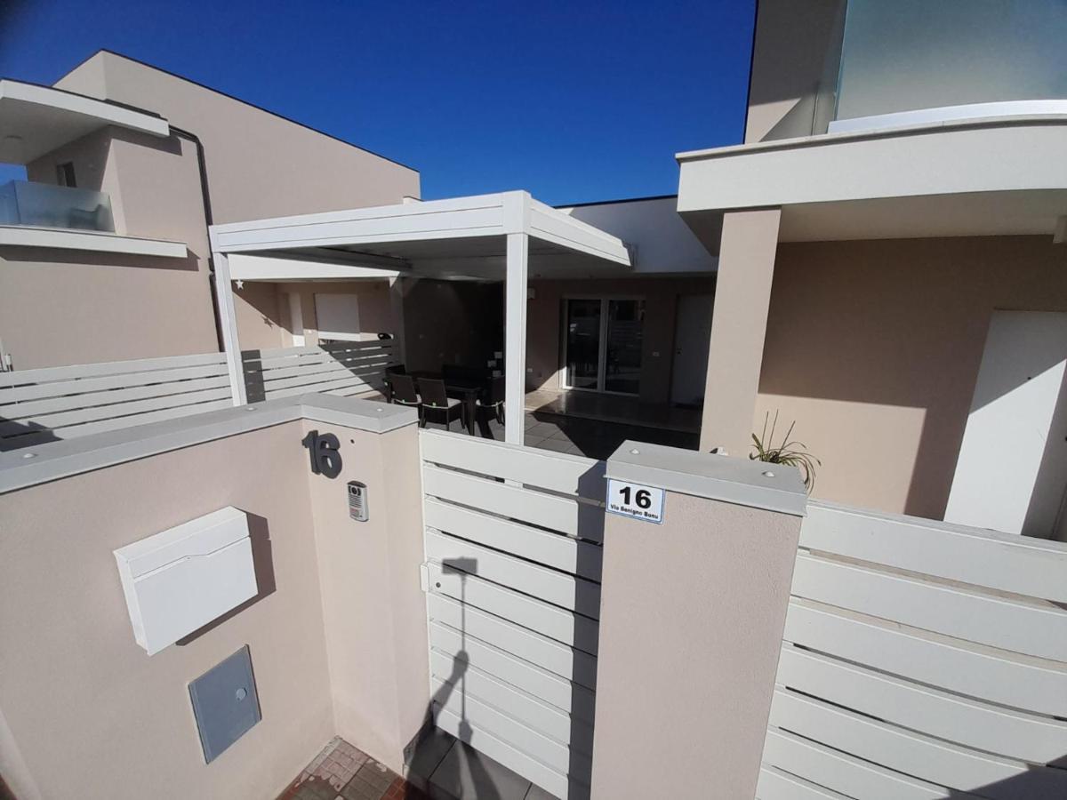 Suite Antonio Cagliari Exteriör bild