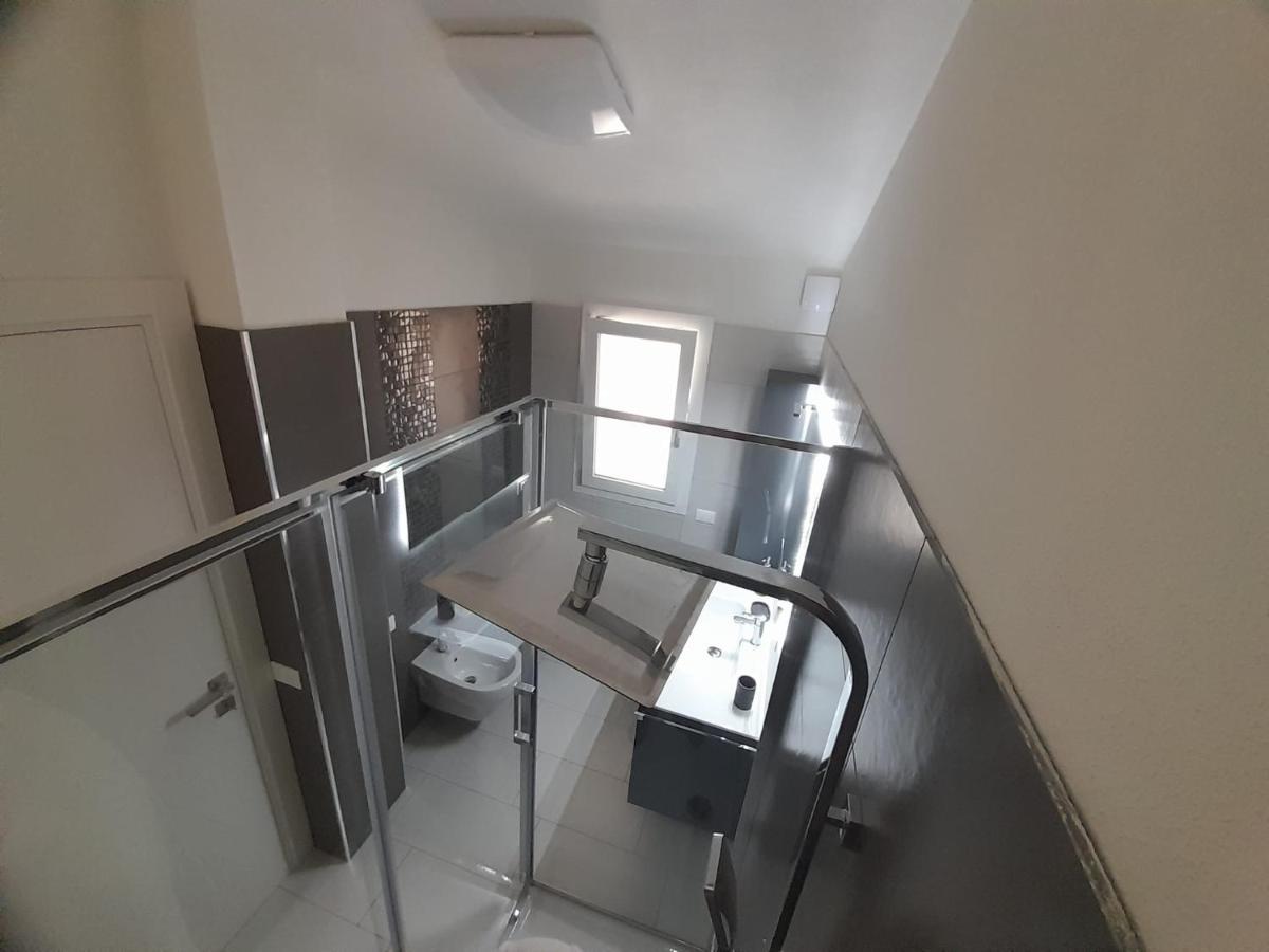 Suite Antonio Cagliari Exteriör bild