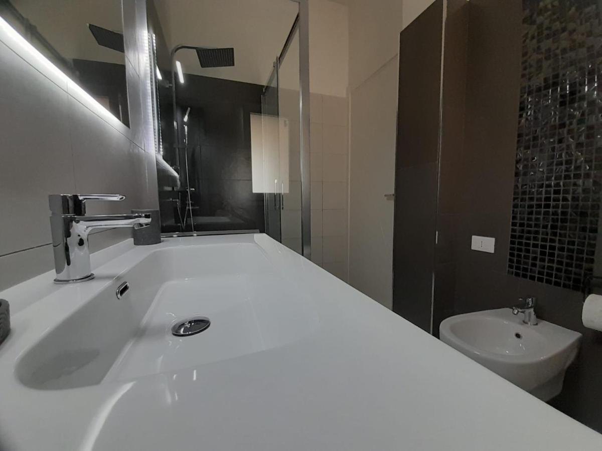 Suite Antonio Cagliari Exteriör bild